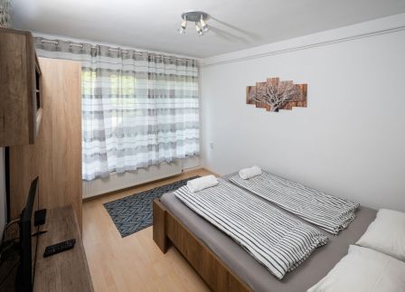 Arborétum Jakuzzis Nyaraló8