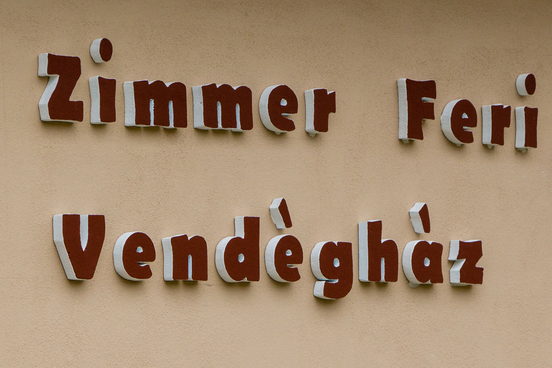 Zimmer Feri Vendégház – Abaújszántó