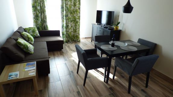 Bak-lak Apartman