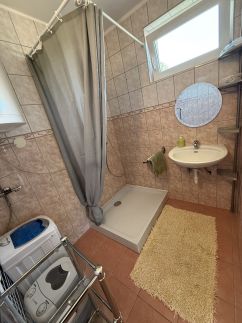 Kertből a Balatonra Vendégház12