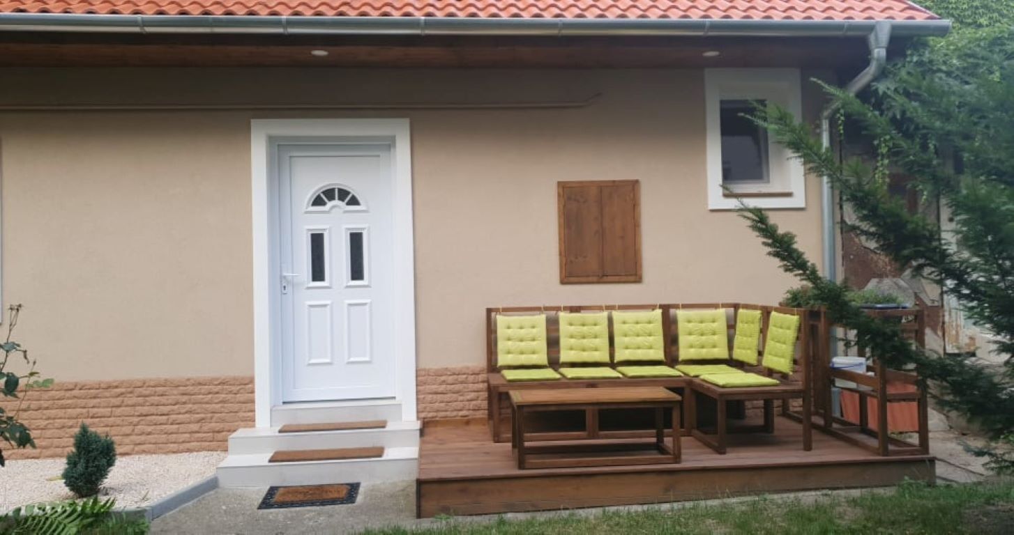 Villa Neapolis Apartman – Pécs