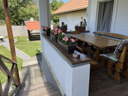 Komáromi Vendégház9