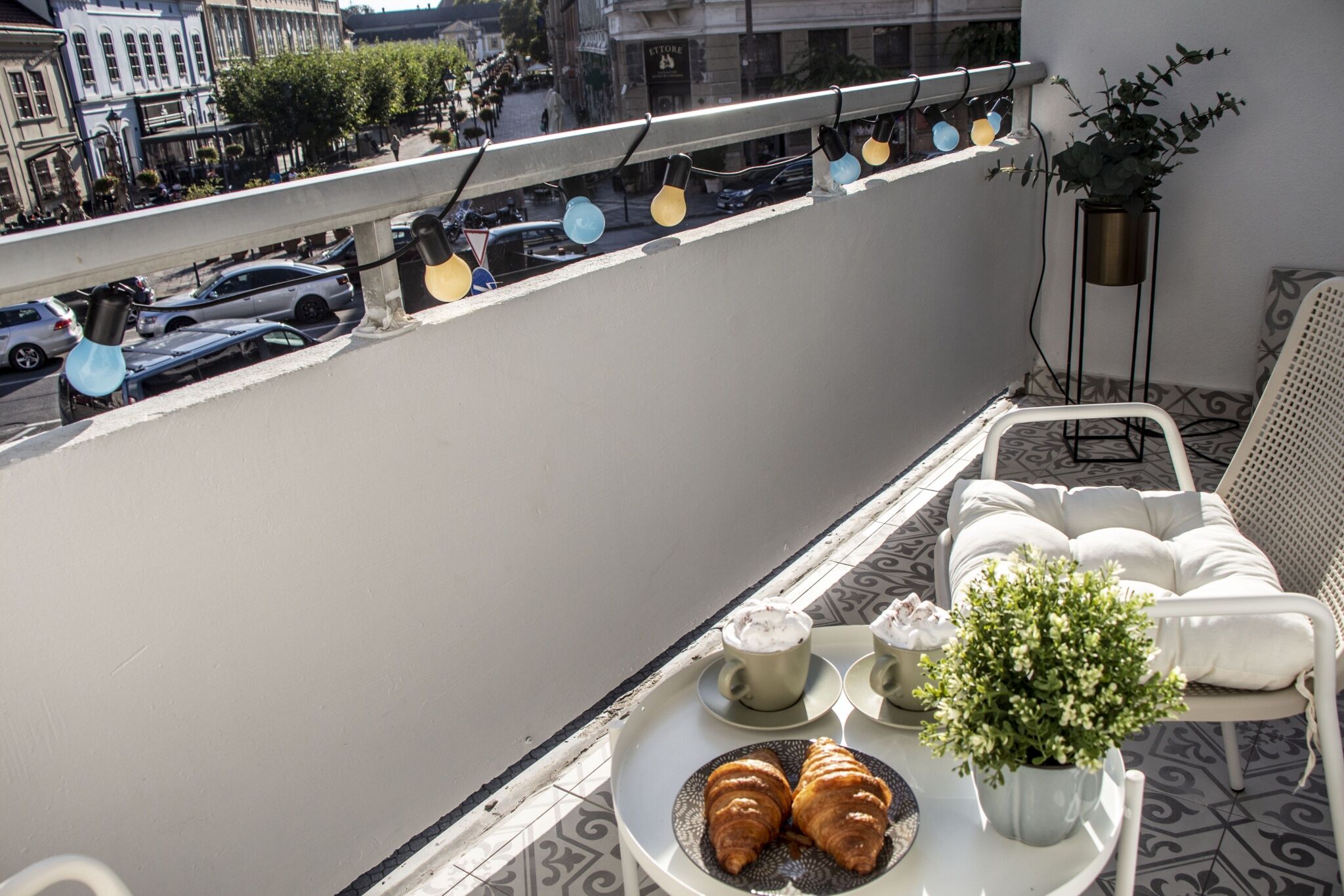 Loulou's Central Boutique Apartman – Esztergom fotó 1