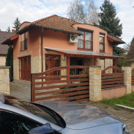 Sári Ház