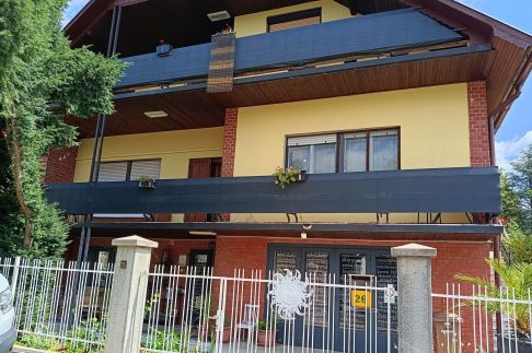 Napsugárház Apartman