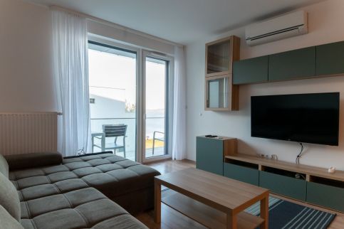 Lakeside Apartman1