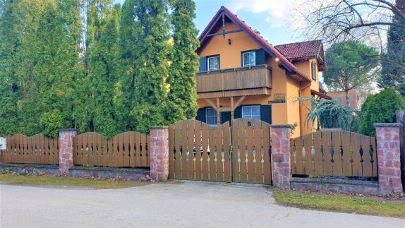 Strandközeli  Apartman