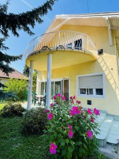 Siófoki Bocskai Villa
