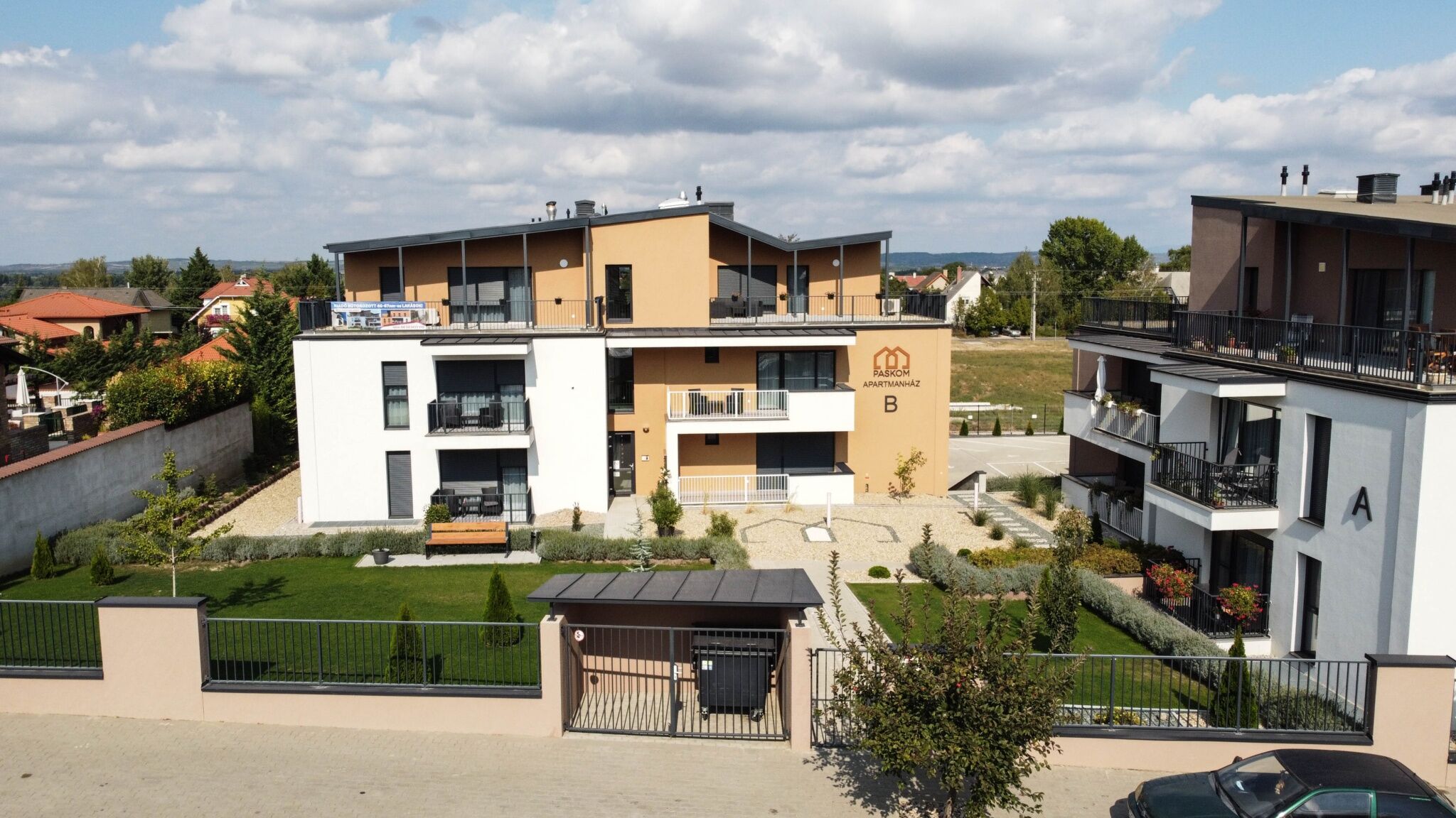 Paskom Apartmanház – Nyergesújfalu
