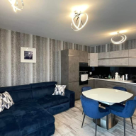 Rebublic5 Apartment