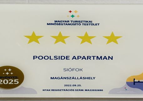Poolside Apartman30