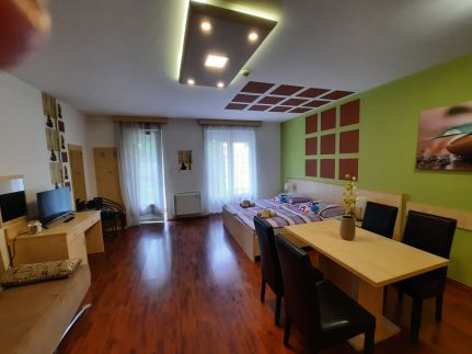 Zöld Béka Sport utcai Apartman I.2
