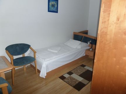 Silent Apartmanház18