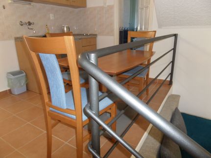 Silent Apartmanház48