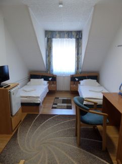 Silent Apartmanház52