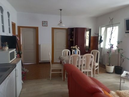 Barakah Kecskefarm és Apartman12