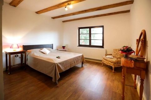 Falusi Vendégház 732