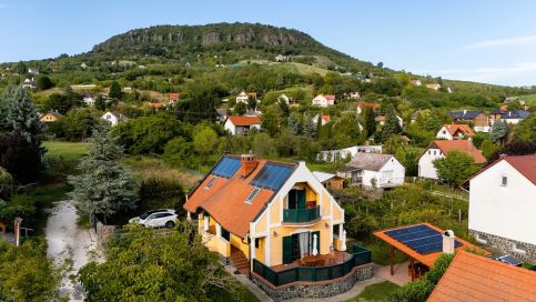 Bed & Badacsony Apartman65