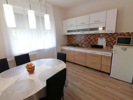 Tímea Apartman11