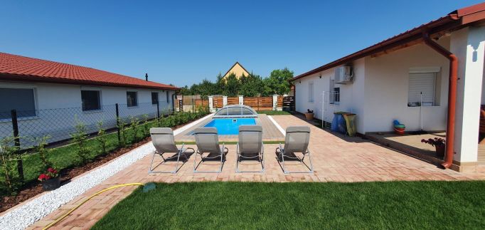 Ledahouse70 Apartman