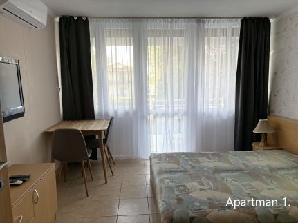 Aranypart 51 Apartman4
