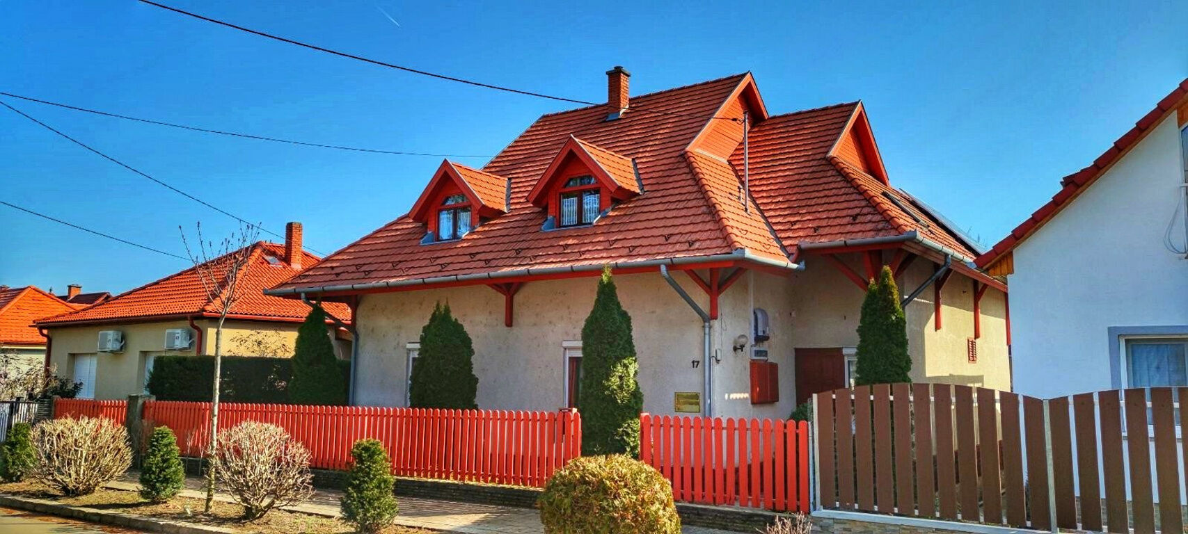 Komlai Apartmanház – Fonyód