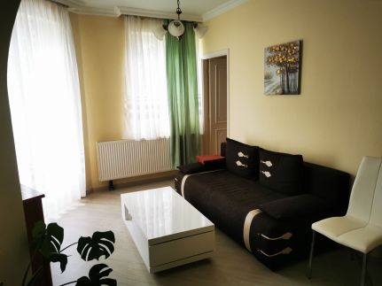 Annie Apartman5