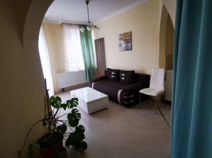 Annie Apartman6