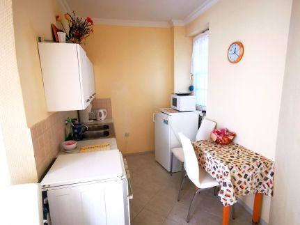 Annie Apartman7