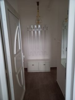 Éva Apartman9