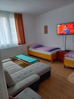 Éva Apartman