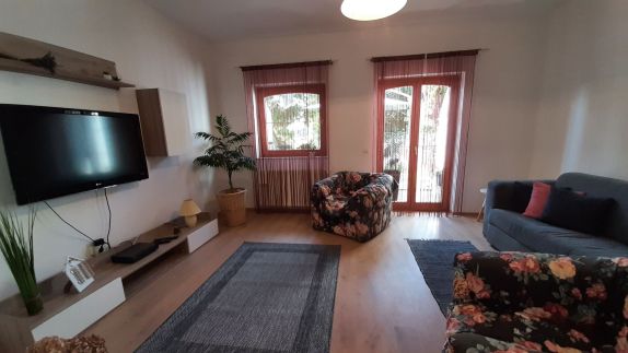 Selyemakác Apartman