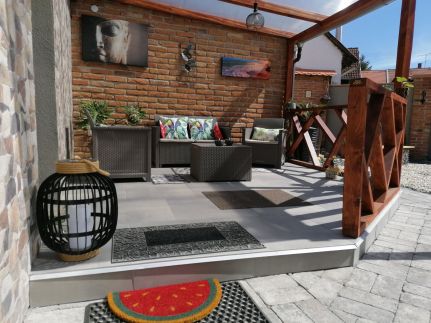 Kőkert Pihenőház82