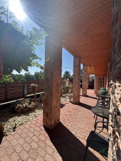 Attila Vendégház63