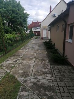 Várlak Villa 23