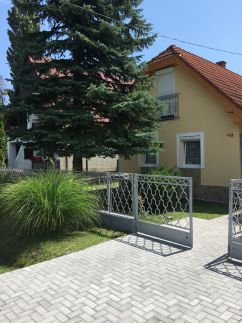 Ádor Apartman