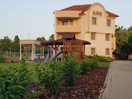 Liza Apartmanok1