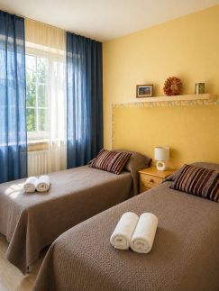 SZL 119 Apartmanok27