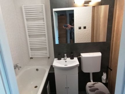 Pirkadat Apartman2