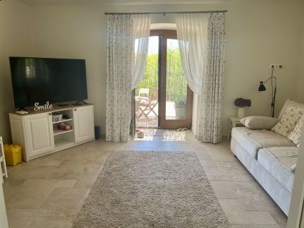 Panorama Vine House14