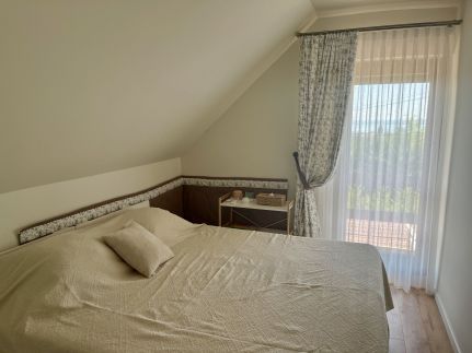 Panorama Vine House16
