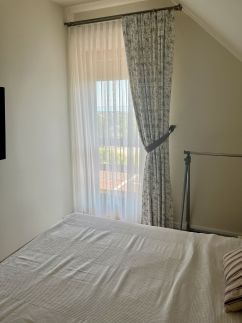 Panorama Vine House19