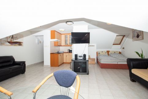 Klímás Tetőtéri Apartman7