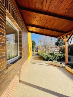 Gabi Ház Apartmanok***