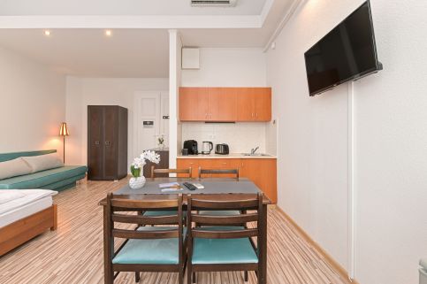 Világóra Apartman9