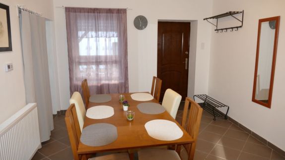 SOM85 Apartman