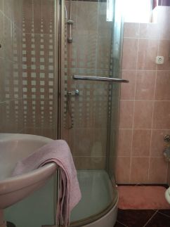Luna Home Apartman12