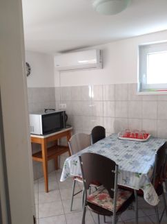 Bátor Apartman18