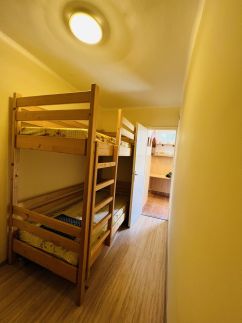 Balcsitthon Ezüstpart Apartman8