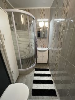 Oszkár Apartmanház4
